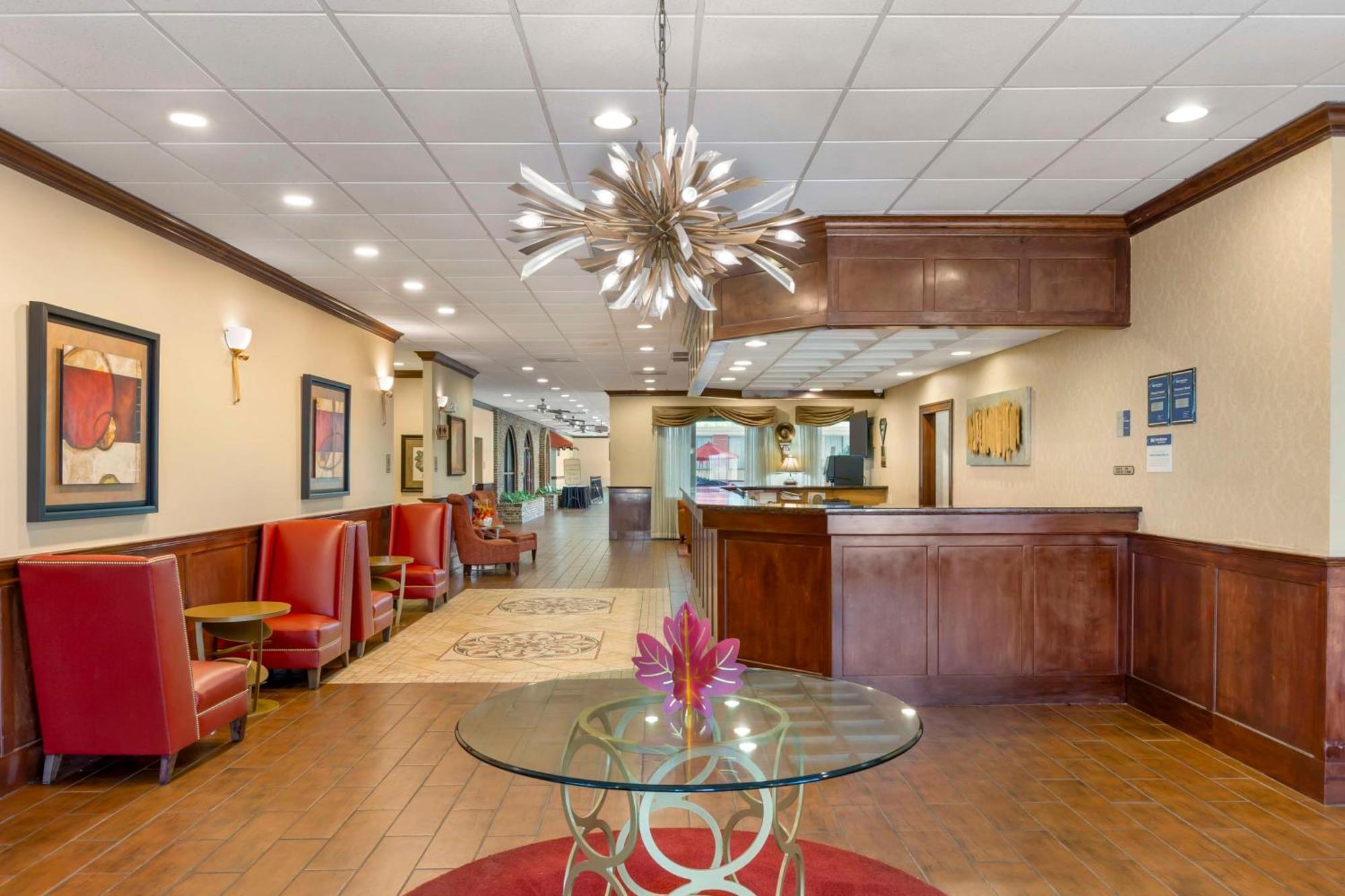 Best Western Plus Burlington Exterior foto