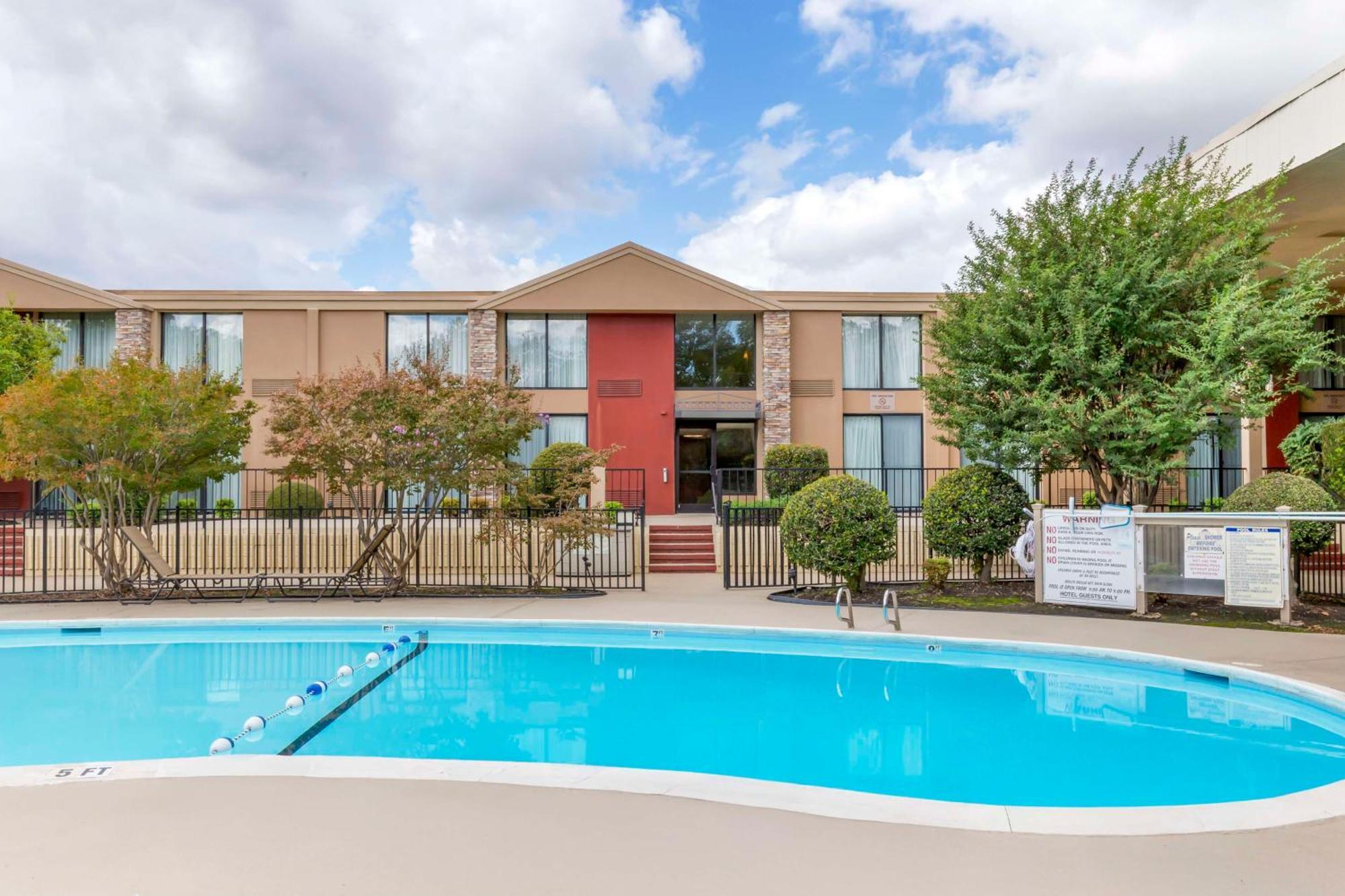 Best Western Plus Burlington Exterior foto